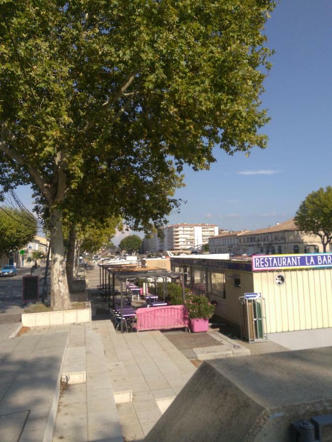 Beaucaire Studio Appartement Buitenkant foto